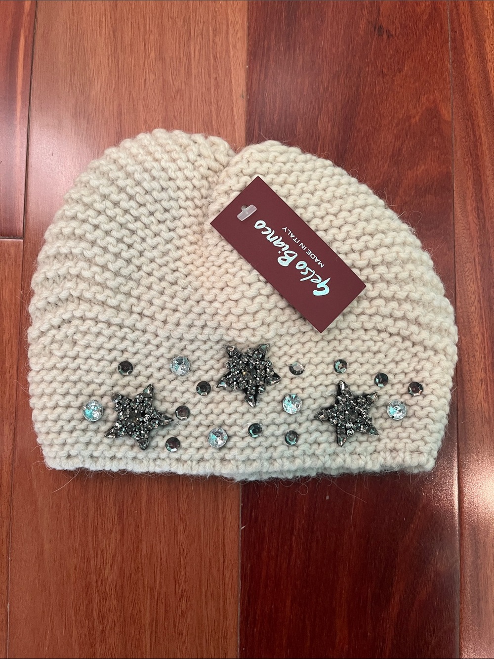 NWT Gelso Bianco Ivory Knit Beanie with Star Embellishments